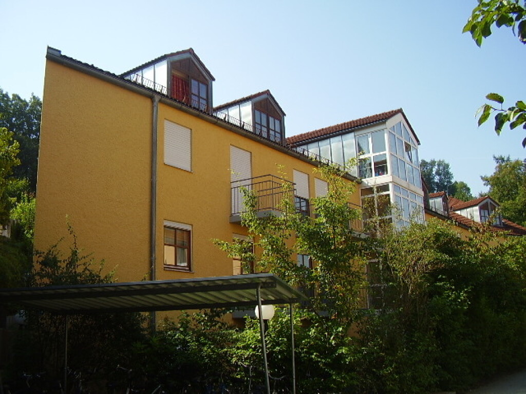 Passau - Sicher anlegen! 1-Zimmer-Studentenappartement in Passau-Neuburger Straße/ 5 Gehminuten zur Stadtmitte bzw. Universität!