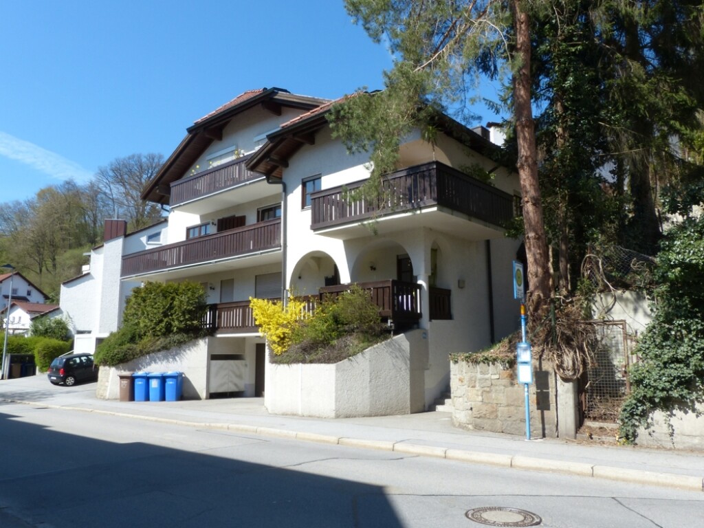 Studentenappartement in XXL-Lage! Appartement mit Kochzeile, Duschbad und Balkon 800 Meter zur Uni!