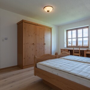 Schlafzimmer (2)