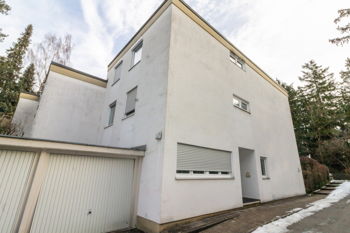 Vaterstetten/Baldham: 3 ½-Zimmer-Eigentumswohnung mit Balkon, EBK und Garage