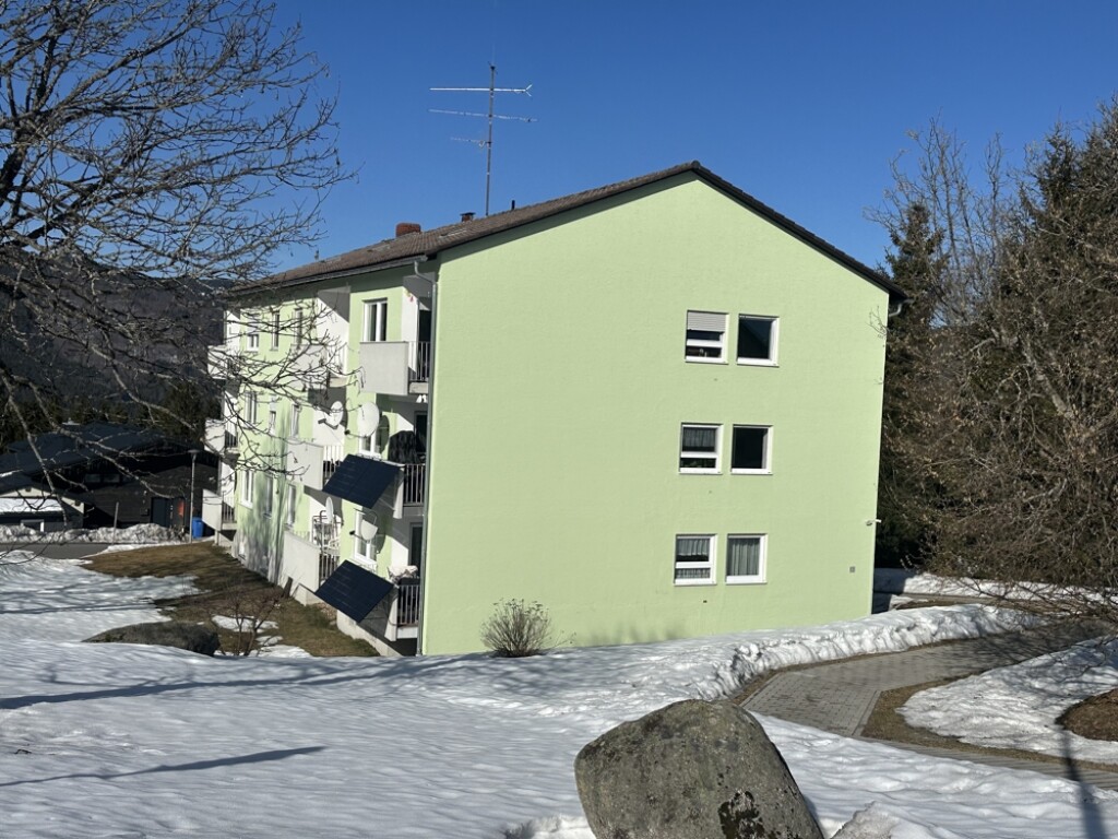 Renovierungsbedürftige 2-Zimmer-ETW in Finsterau