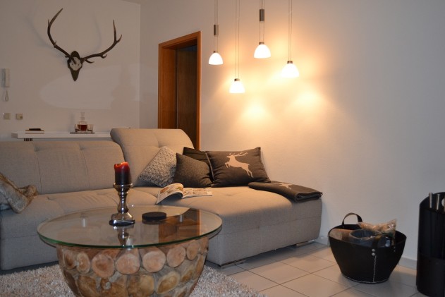 2-Zimmer-Dachgeschosswohnung  - Moderne Ausstattung + ruhige Lage!