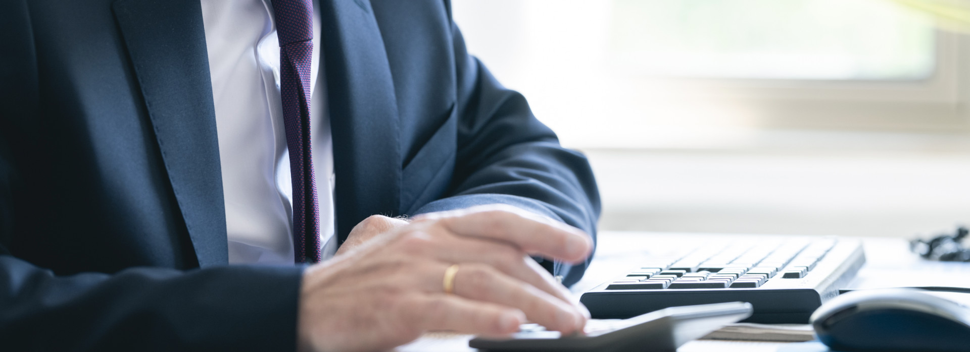 Finanzierungsberatung – RESCH & SÖHNE vermittelt Kontakte zu unabhängigen Experten für maßgeschneiderte Immobilienfinanzierungen.